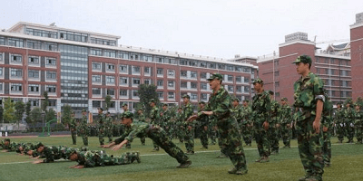 <b>绵阳科学城职业中专学校</b>